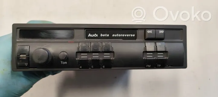 Audi A4 S4 B5 8D Unità principale autoradio/CD/DVD/GPS 4D0035152