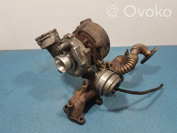 Volkswagen PASSAT B5.5 Pièces d'aspiration d'air turbo HGR038145702N