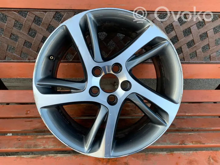 Volvo S40, V40 Felgi aluminiowe R17 