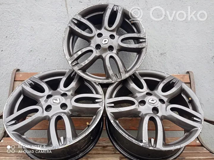 Renault Clio I R17 alloy rim 