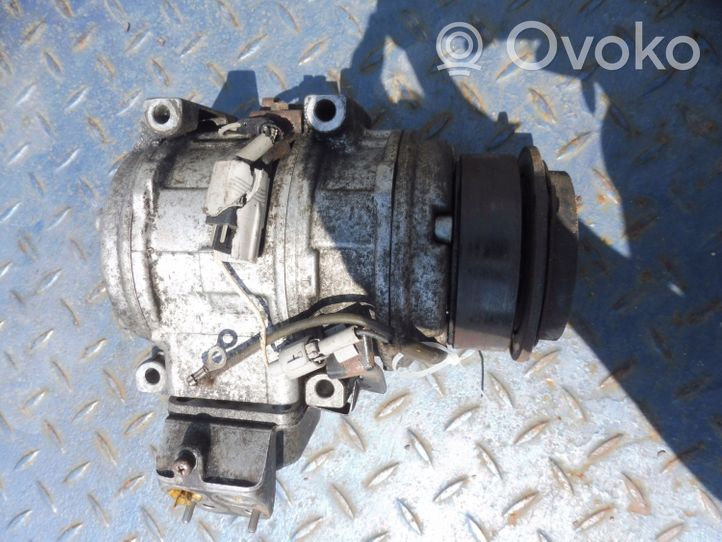 Toyota Celica T160 Ilmastointilaitteen kompressorin pumppu (A/C) 1472004655