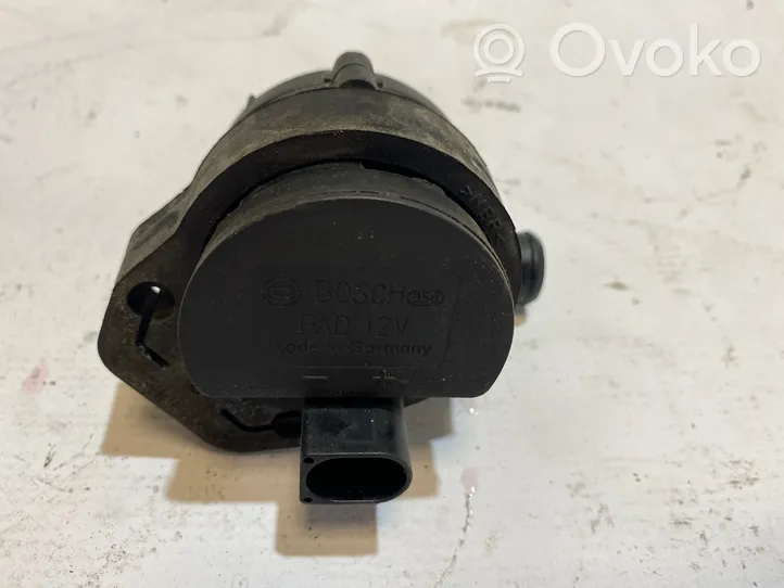 Mercedes-Benz GLA H247 Zusatzwasserpumpe A2118350364