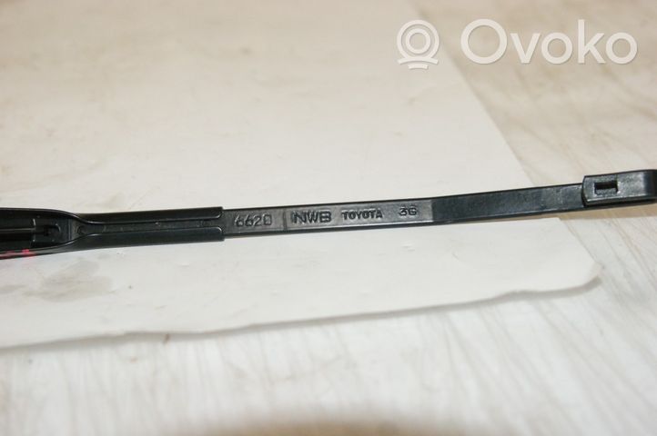 Toyota Avensis T250 Rear wiper blade arm 8524120170