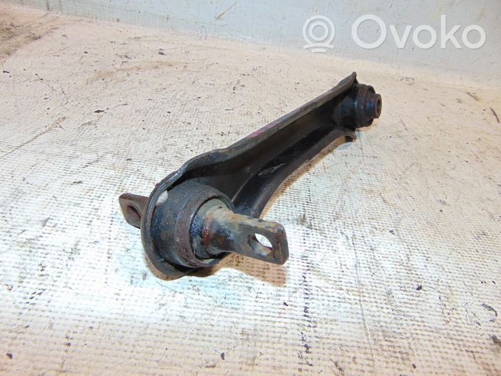 Mitsubishi Colt Querlenker hinten MB809223