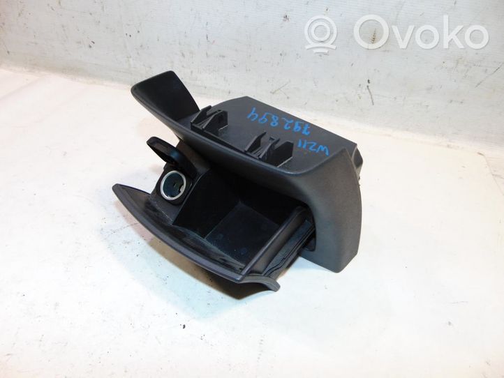 Mercedes-Benz E W211 Consolle centrale del vano portaoggetti A2116800450