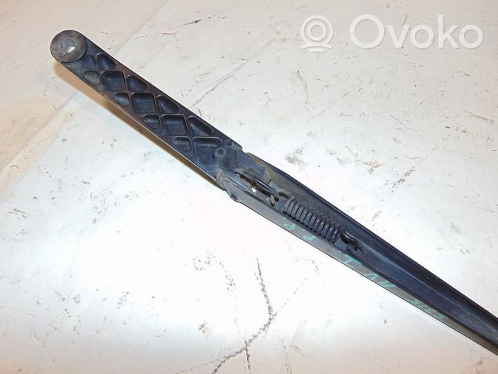 Toyota Avensis T220 Front wiper blade arm 8521105050