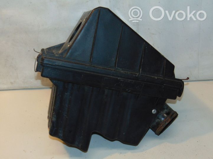 Nissan Primera Boîtier de filtre à air 1650073Y00