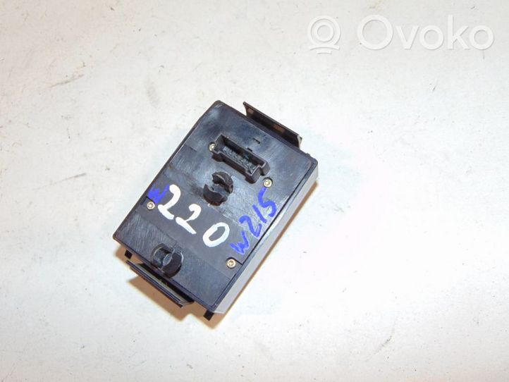 Mercedes-Benz S W220 Wing mirror switch A2208211551