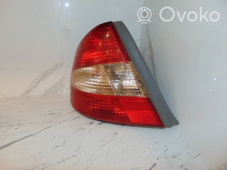 Toyota Prius (XW10) Feux arrière / postérieurs 8156147030