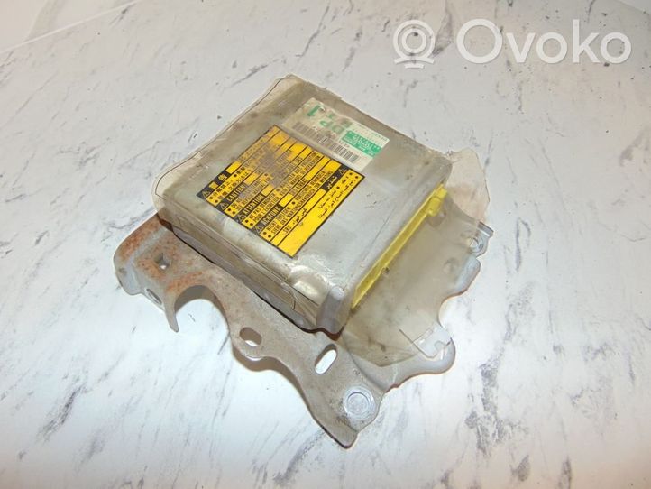 Toyota Prius (XW10) Module de contrôle airbag 8917047030