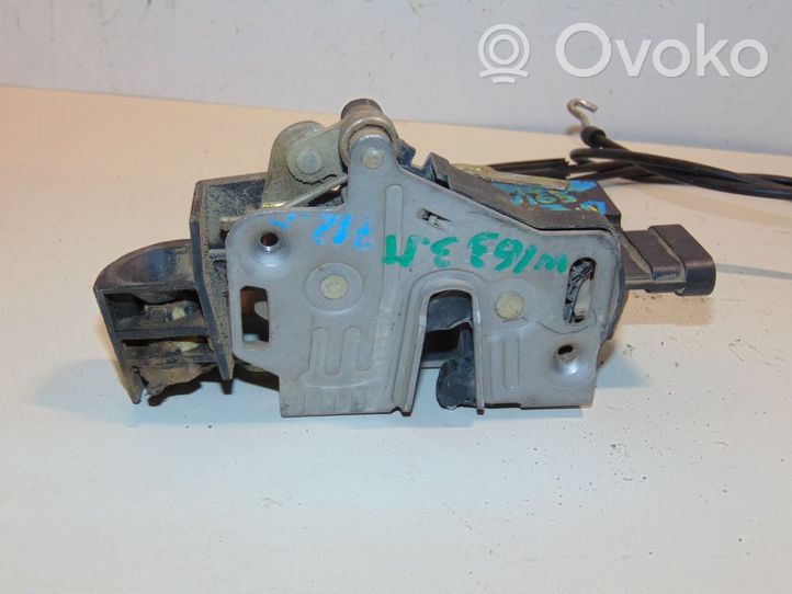 Mercedes-Benz ML W163 Rear door lock A1637302835