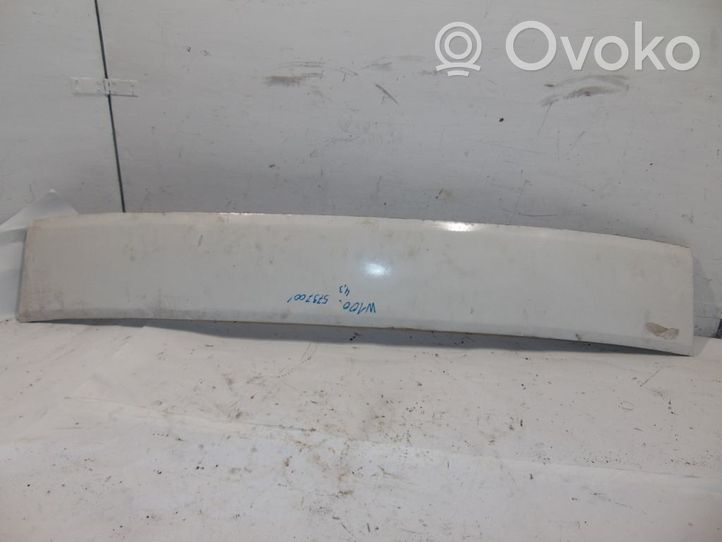 Mercedes-Benz 100 W631 Pokrywa przednia / Maska silnika A6317500402