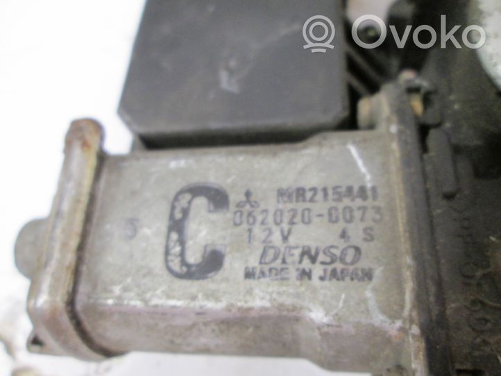 Mitsubishi Galant Alzacristalli della portiera posteriore con motorino MR215441