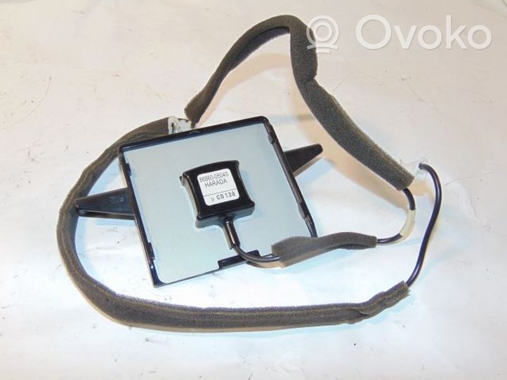 Toyota Avensis T270 Antenne GPS 8686005040