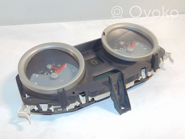 Renault Megane II Tachimetro (quadro strumenti) 8200074331