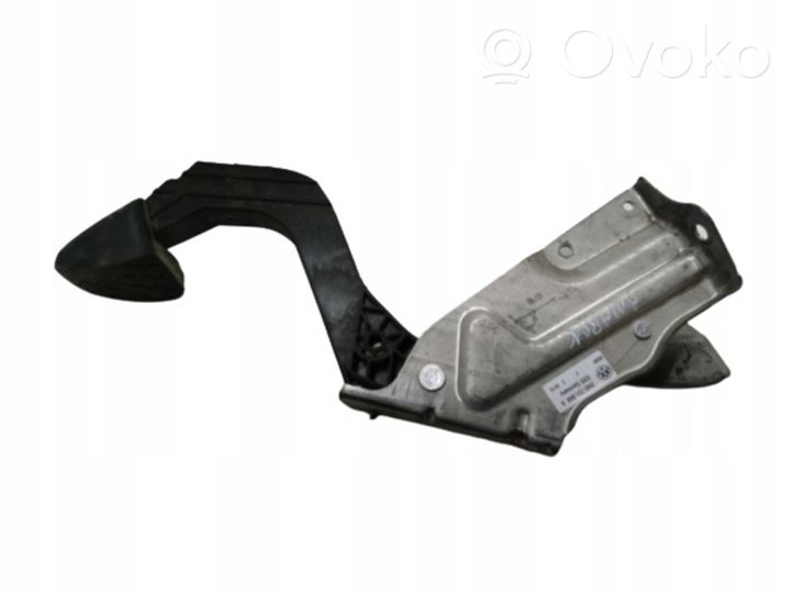 Volkswagen Amarok Pedal de embrague 2H0721059A