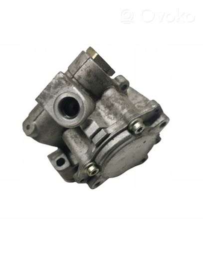 Mercedes-Benz CLK A209 C209 Ohjaustehostimen pumppu 0034664001