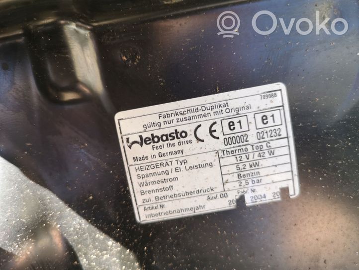 Toyota Avensis Verso Radiatoru paneļa augšējā daļa (televizors) 
