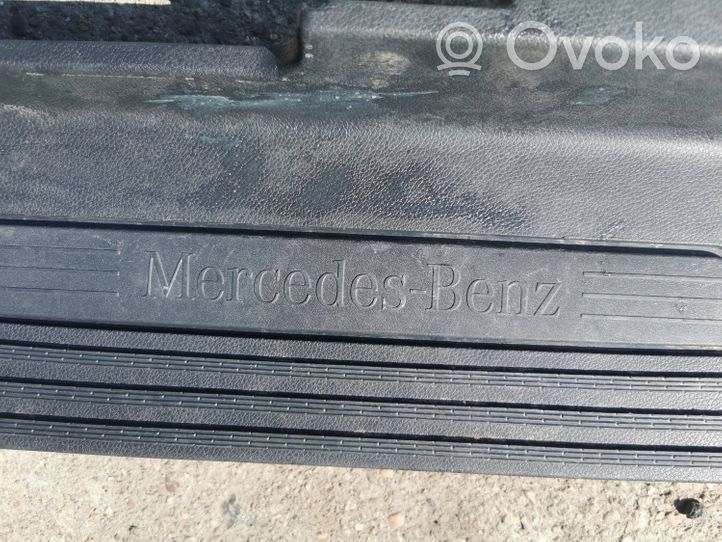 Mercedes-Benz Vito Viano W447 Listwa progowa przednia / nakładka A4476801606