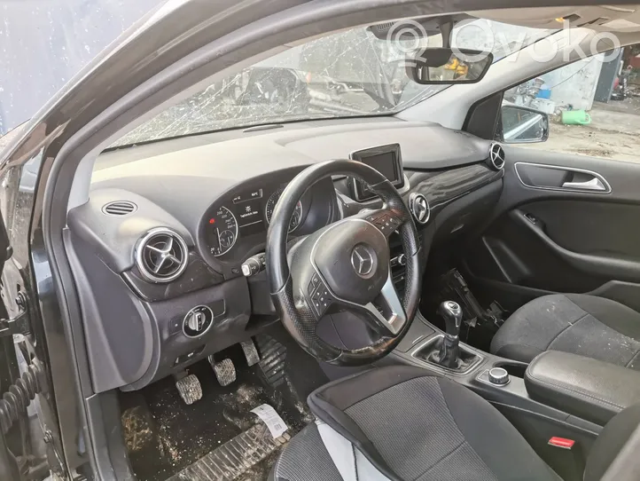 Mercedes-Benz B W246 W242 Dashboard 