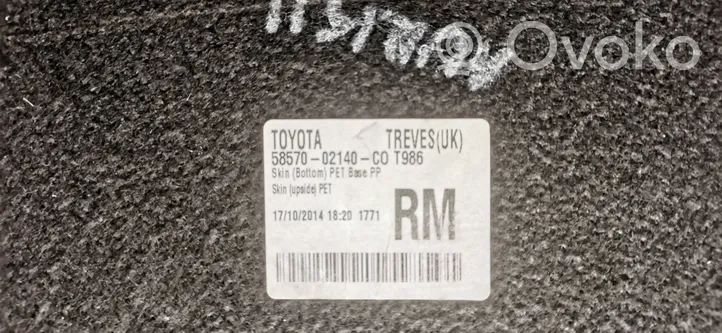 Toyota Auris E180 Tavaratilan kaukalon tekstiilikansi 