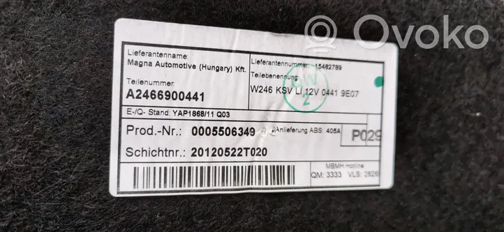 Mercedes-Benz B W246 W242 Kita bagažinės apdailos detalė A2466900441