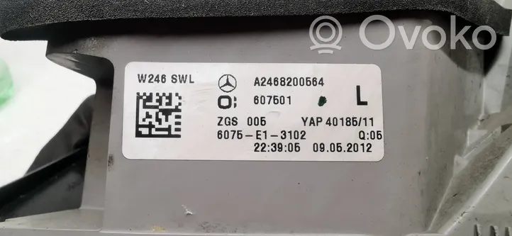 Mercedes-Benz B W246 W242 Lampa tylna A2468200564