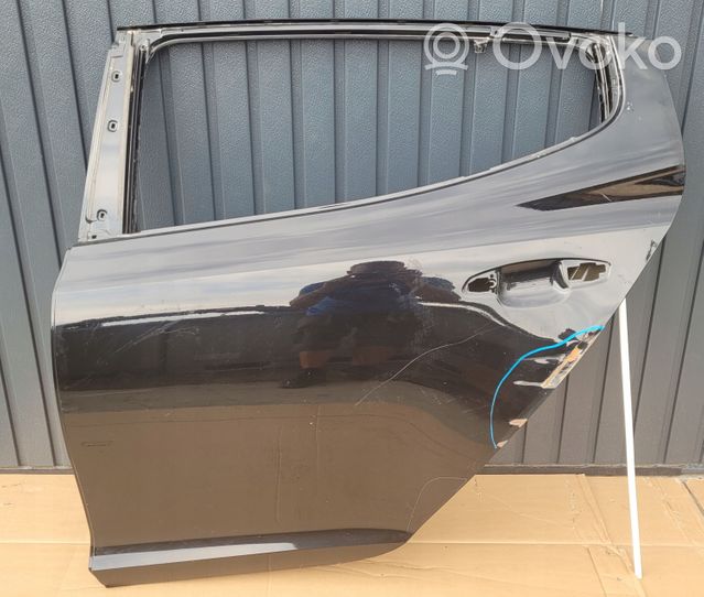 KIA Stinger Rear door 