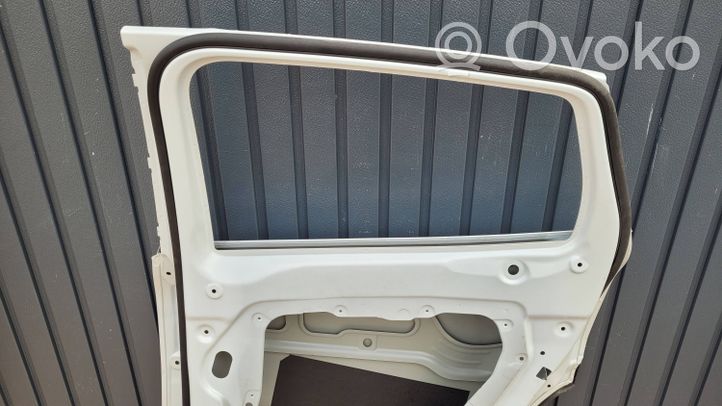 Mercedes-Benz GLA H247 Rear door 