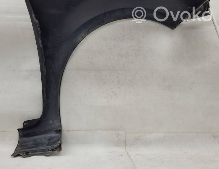 Renault Clio III Rivestimento dell’estremità del parafango 8200325170