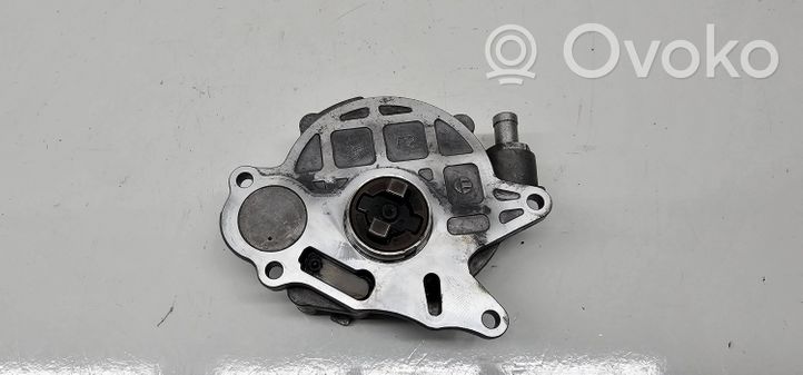 Volkswagen PASSAT B7 Vacuum pump 03L145100F