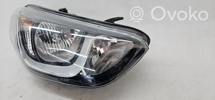 Hyundai i20 (PB PBT) Lampa przednia 92102-4P500