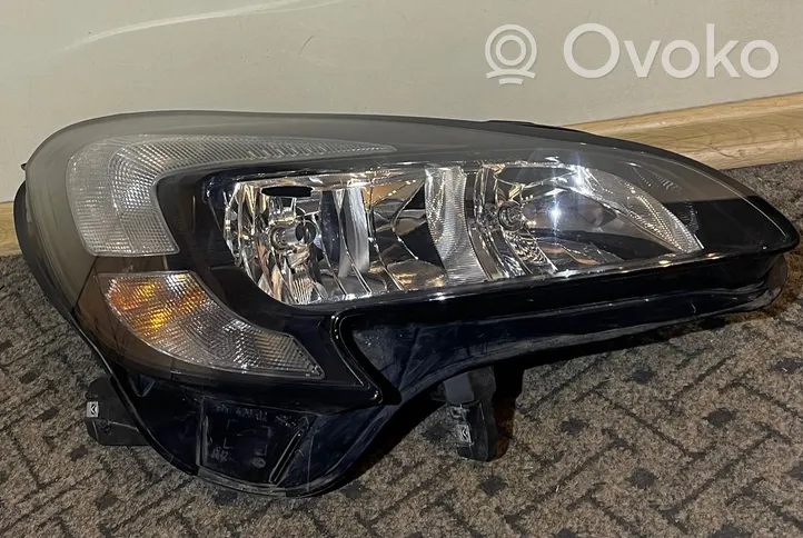 Opel Corsa E Etu-/Ajovalo 1EF01183002