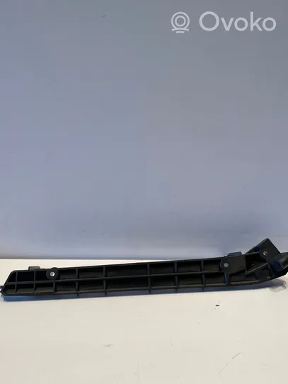 Opel Zafira C Front bumper mounting bracket 341601492