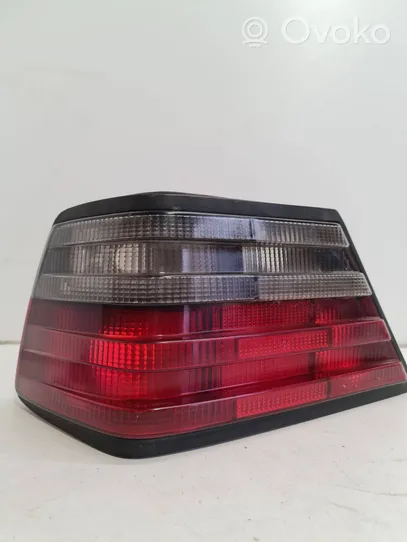 Mercedes-Benz E W124 Luci posteriori 0053378R38