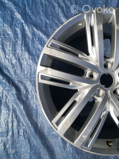 Volkswagen Tiguan Felgi aluminiowe R19 5NA601025N