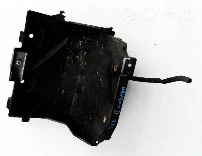 Renault Kangoo II Boîte de batterie 648944878R