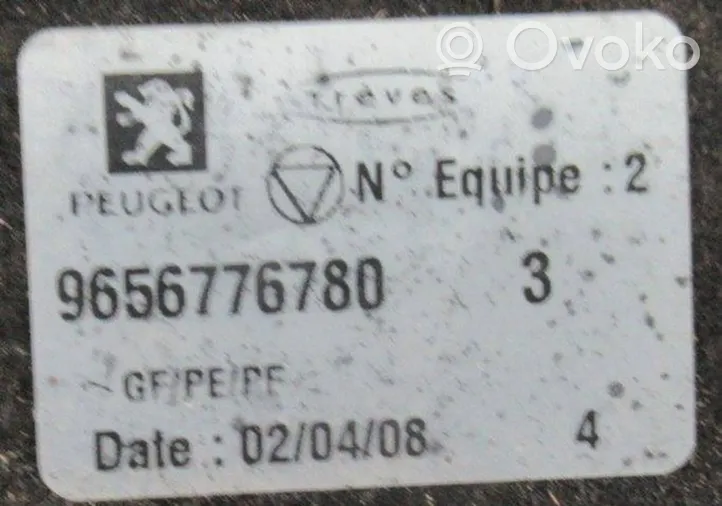 Peugeot 308 Konepellin ääni- ja lämpöeriste 9656776780