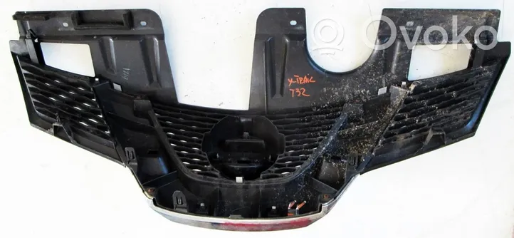 Nissan X-Trail T32 Front grill 623104CE0A