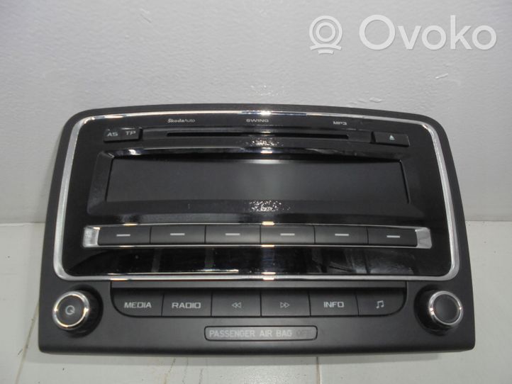 Skoda Superb B6 (3T) Radio/CD/DVD/GPS-pääyksikkö 3T0035161B