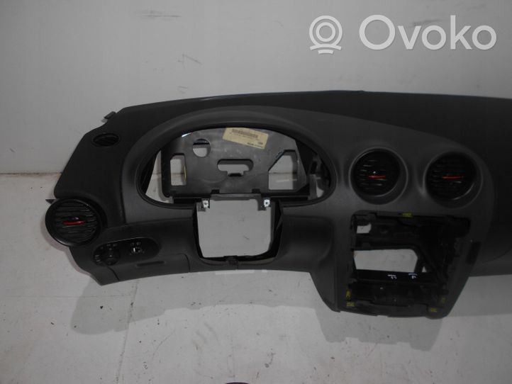 Seat Ibiza III (6L) Oro pagalvių komplektas su panele 