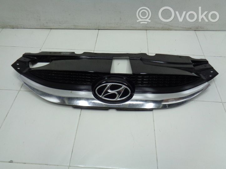 Hyundai ix35 Maskownica / Grill / Atrapa górna chłodnicy 