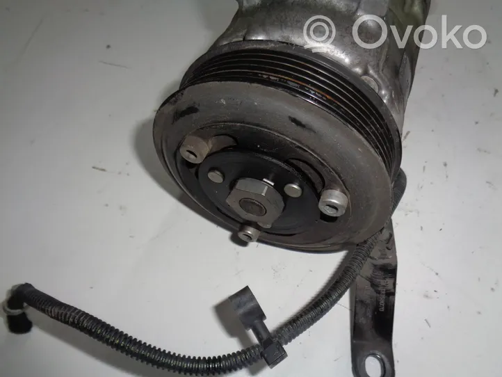 Opel Corsa E Ilmastointilaitteen kompressorin pumppu (A/C) 13447214