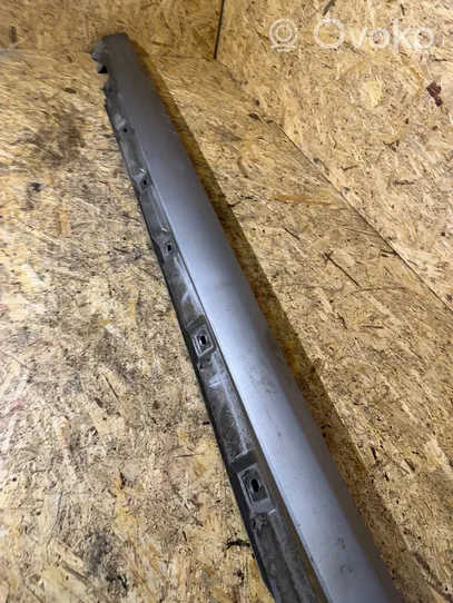 Mercedes-Benz R W251 Sill a2516980454