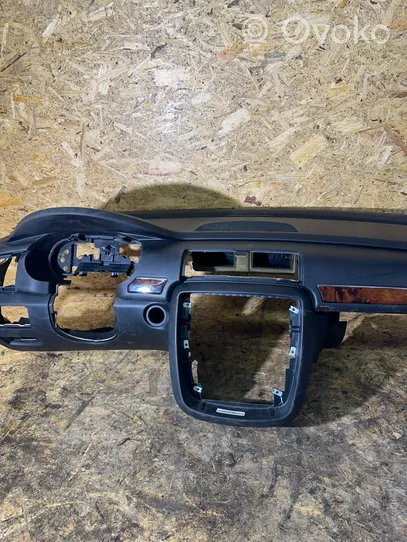 Mercedes-Benz R W251 Dashboard A2516800587