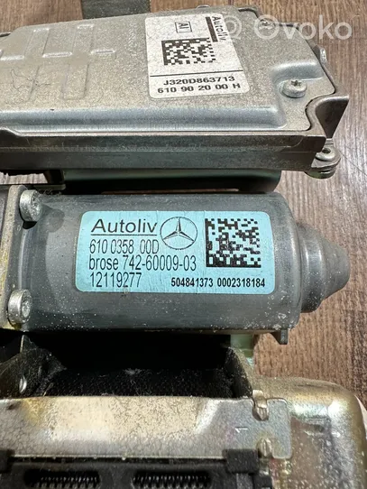 Mercedes-Benz E W212 Saugos diržas priekinis 617112100