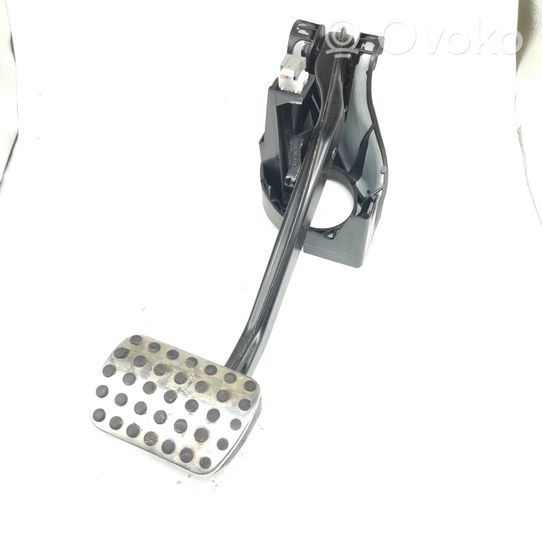 Mercedes-Benz CLS C219 Pedal de freno A2042902301