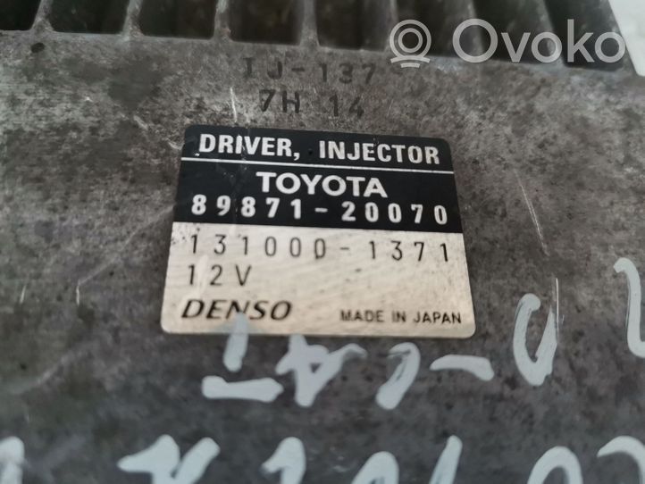 Toyota Corolla Verso AR10 Degalų (kuro) siurblio valdymo blokas 8987120070