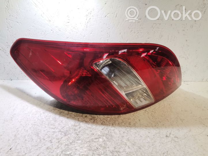 Hyundai i20 (PB PBT) Lampa tylna 924021J000