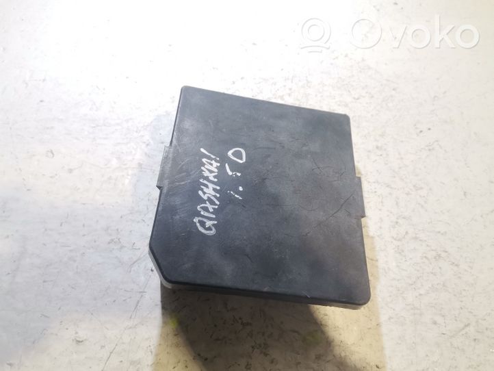 Nissan Qashqai+2 Module de fusibles 518975032